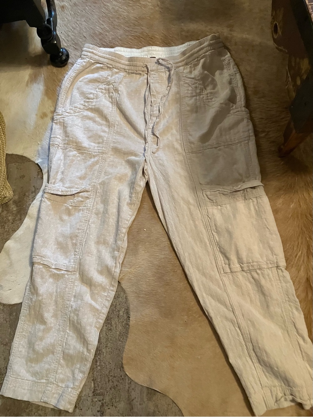 Free People Women’s Light Beige Cargo Pants with Drawstring